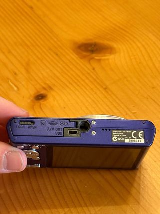 Digicam Sony Cyber-shot W730 16 MP · 8x Carl zeiss