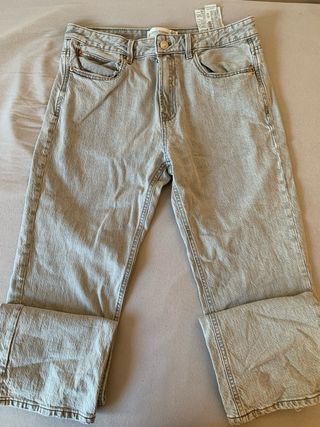 Pantalones vaqueros rectos tiro medio