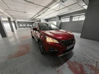 Peugeot 5008 Allure Automatico