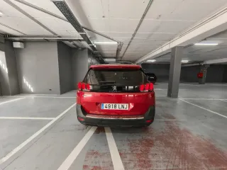 Peugeot 5008 Allure Automatico