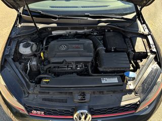 Volkswagen Golf GTI Performance 230 - 2.0 TSI