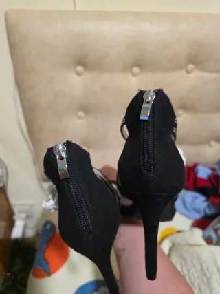 Zapatos tacón Merkal Talla 36 Negros nuevos