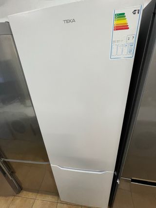 Nevera Teka nos frost  Garantía tranporte