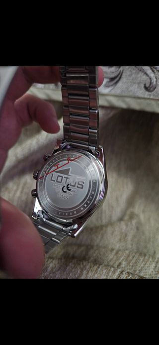 Reloj Lotus hombre Negro y Plateado