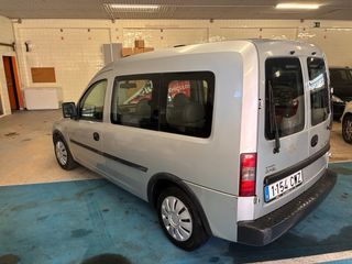 Opel Combo 2004