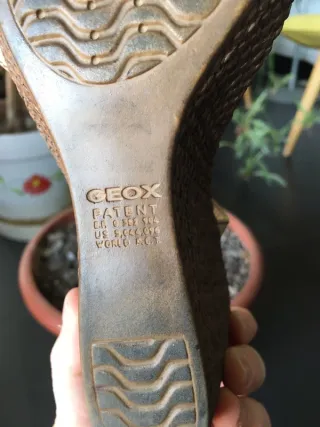 Sandalias cuña Geox beige 37