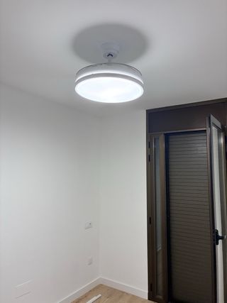 Ventilador LED con aspas plegables Perla Blanco CC