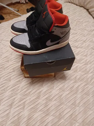 Zapatillas Air Jordan 1 Mid Originales