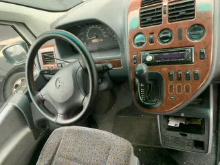 Mercedes-Benz Clase V 2003