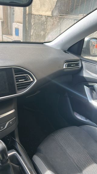 Peugeot 308 2017