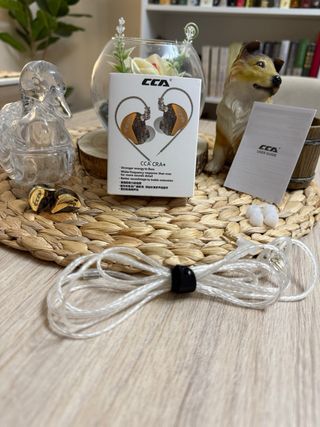 Auriculares CCA CRA+ IEM