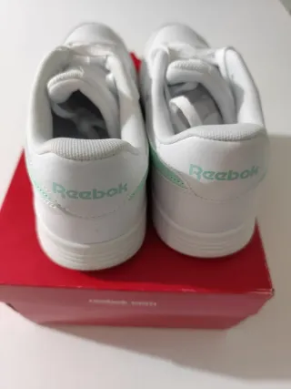 Zapatillas Reebok Juvenil Blancas y Verdes