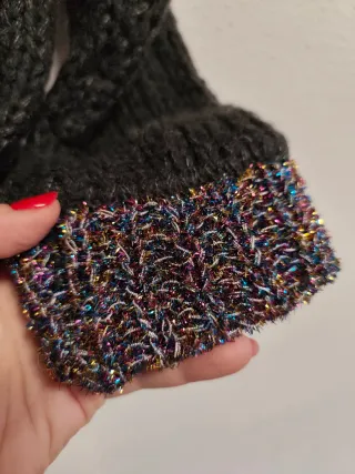 Jersey de chica talla L de Bershka nuevo.