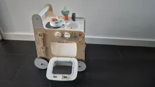 Mi primera cocina andador de madera Vertbaudet