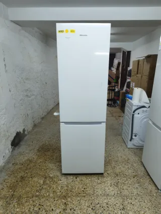 Frigorífico Hisense Combi 269L Nuevo