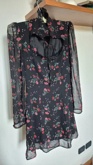 Abito fantasia floreale nero e rosa
