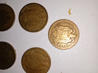 4 Monedas 1 Peseta 1944 escucho ofertas
