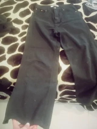 Lote Ropa Mujer: vaqueros , chándal  y Sudadera