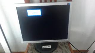 Monitor LCD HP 2310t da 23 pollici