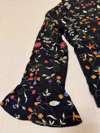 Camisa Flamenco Flores Bordadas T-S