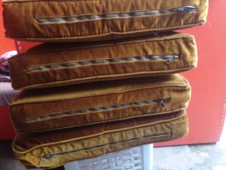 Cojines de pana marrón dorado