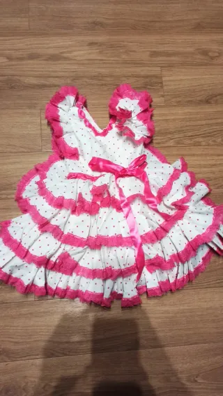 Traje de flamenca blanco y rosa talla 2 años