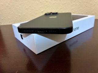 iPhone 15 Pro Max Negro de 256 GB.