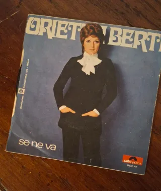 45 Giri Orietta Berti - Se Ne Va