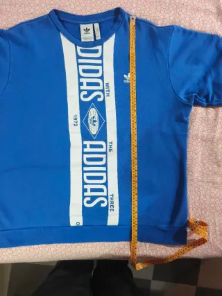 Felpa Adidas blu con logo