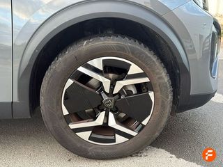 Peugeot 2008 Allure Gasolina 100 S&S 6 Vel. MAN