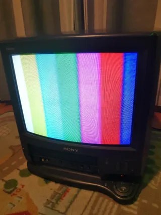 TV 14" Sony Trinitron con VHS