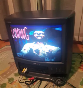 TV 14" Sony Trinitron con VHS