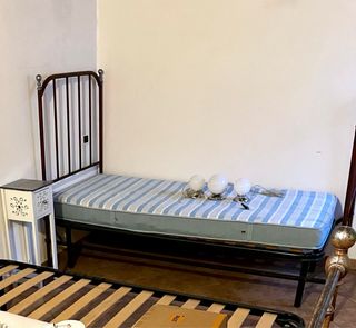 2 Letti Singoli Ferro Battuto D’Epoca.