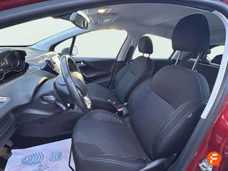 Peugeot 208 5P ALLURE 1.2L PureTech 110 S&S