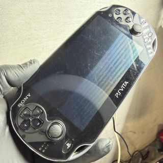 Sony PS Vita PCH-1004 Nera