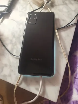 Samsung Galaxy S20+ 5G 128GB e 12 GB di RAM Nero