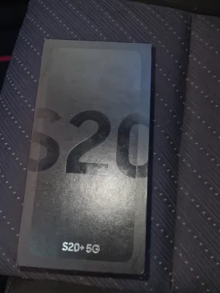 Samsung Galaxy S20+ 5G 128GB e 12 GB di RAM Nero