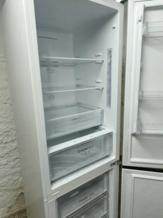 Frigorífico Cecotec Combi 322L