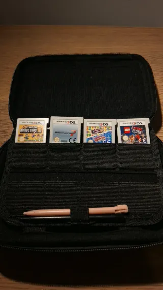 Nintendo New 2DS XL Negra/Azul+Funda Mario+juegos