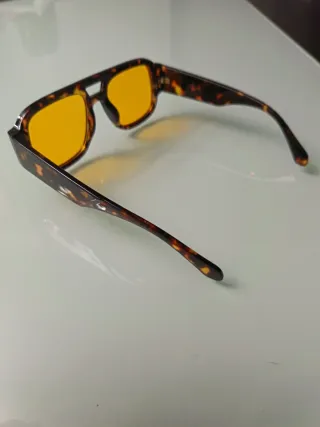 Gafas de sol unisex tortuga y amarillas