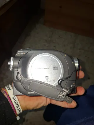 Cámara de vídeo coleccionista gris