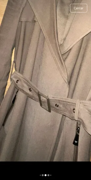 Gabardina Guess Gris