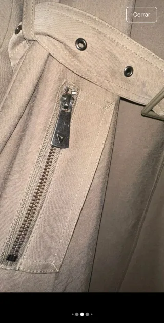 Gabardina Guess Gris