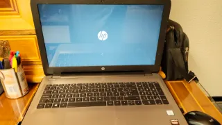 Portátil HP 15-ay162ns Gris/Plateado CON DISCO SSD