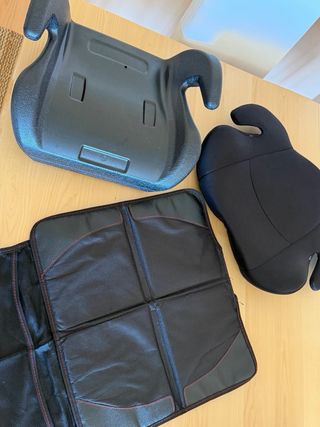 Ascensore auto nero con tasche