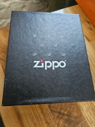 Zippo originale 2011 nuovo con scatola