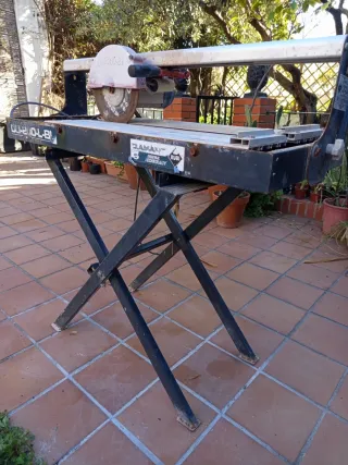 Cortadora de azulejos RUBI DU200LBL