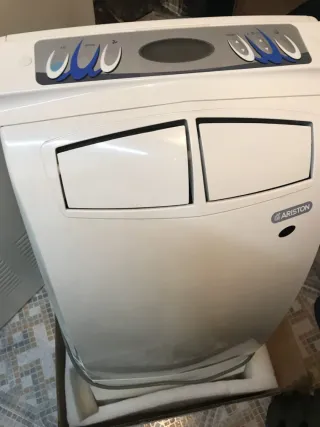 Climatizador Portátil Ariston Blanco/Azul