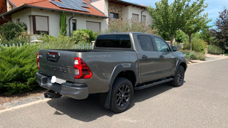 Toyota Hilux 2023 2.8 D-4D 4X4 INVINCIBLE