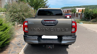 Toyota Hilux 2023 2.8 D-4D 4X4 INVINCIBLE